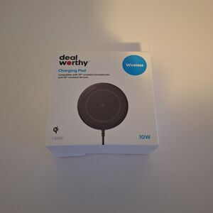 10W Qi Charging Pad - dealworthy Black